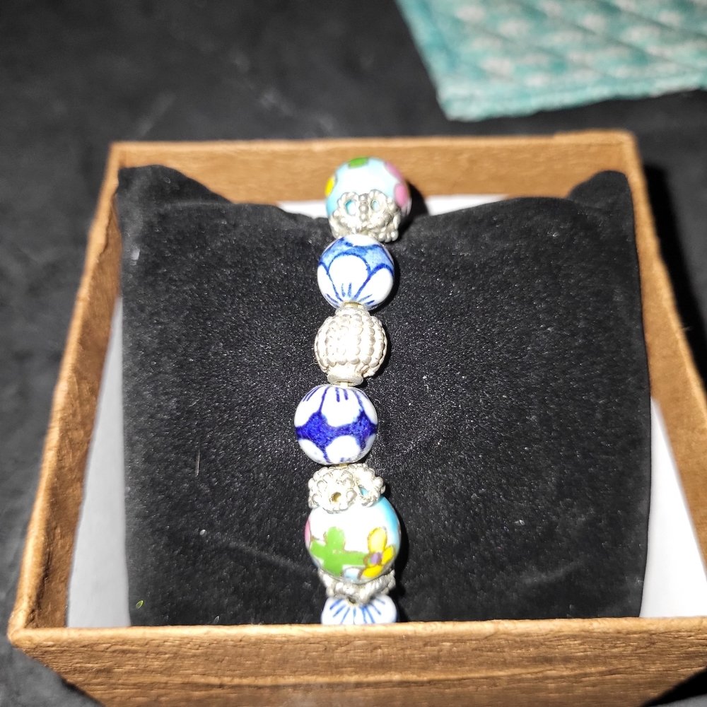 Beaded bracelet